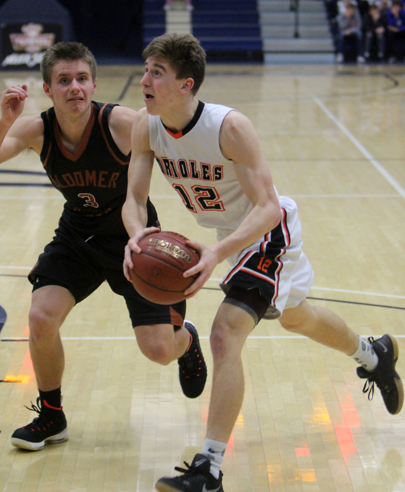 Bloomer boys basketball vs Stanley-Boyd at UW-Stout 12-1-18